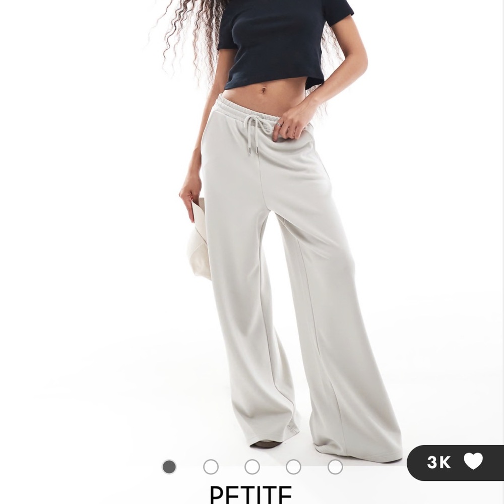 Stradivarius Petite wide leg sweatpants